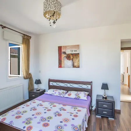 Villa Antonia Protaras