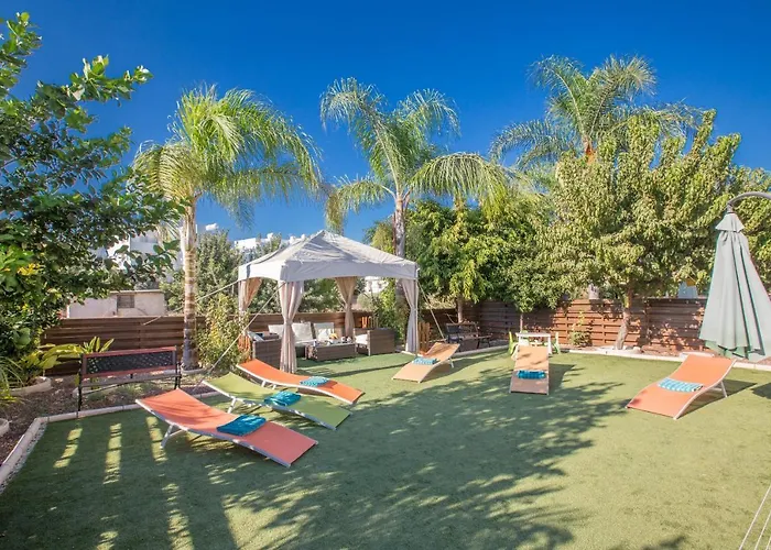 Antonia Протарас